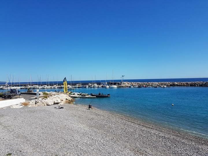 Апартаменти Fame - Marina Baie Des Anges Вільнев-Лубе Екстер'єр фото
